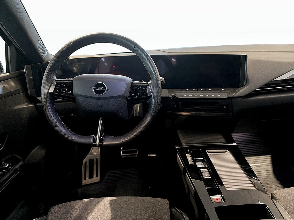 Bild på Opel Astra ST GS 1.2 PT 130hk Aut - 360-KAMERA, CARPLAY