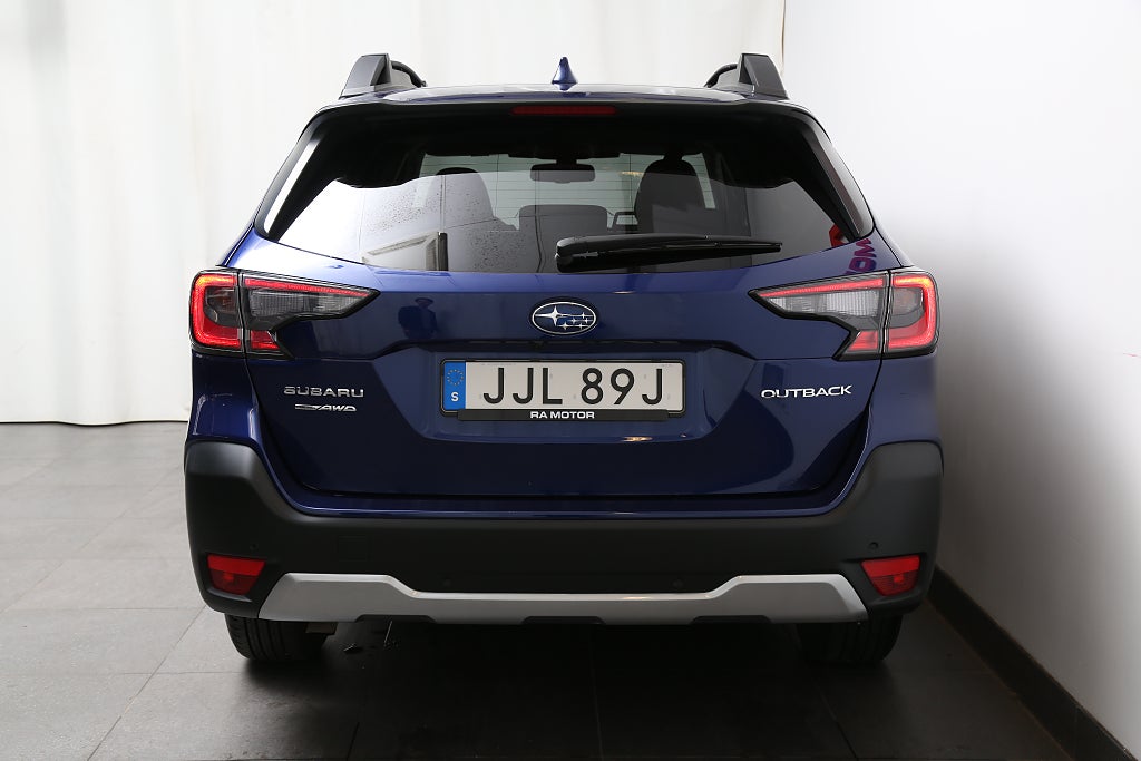 Subaru Outback 2.5 4WD XFuel Lineartronic Limited | Låg skatt 965kr/år 2024