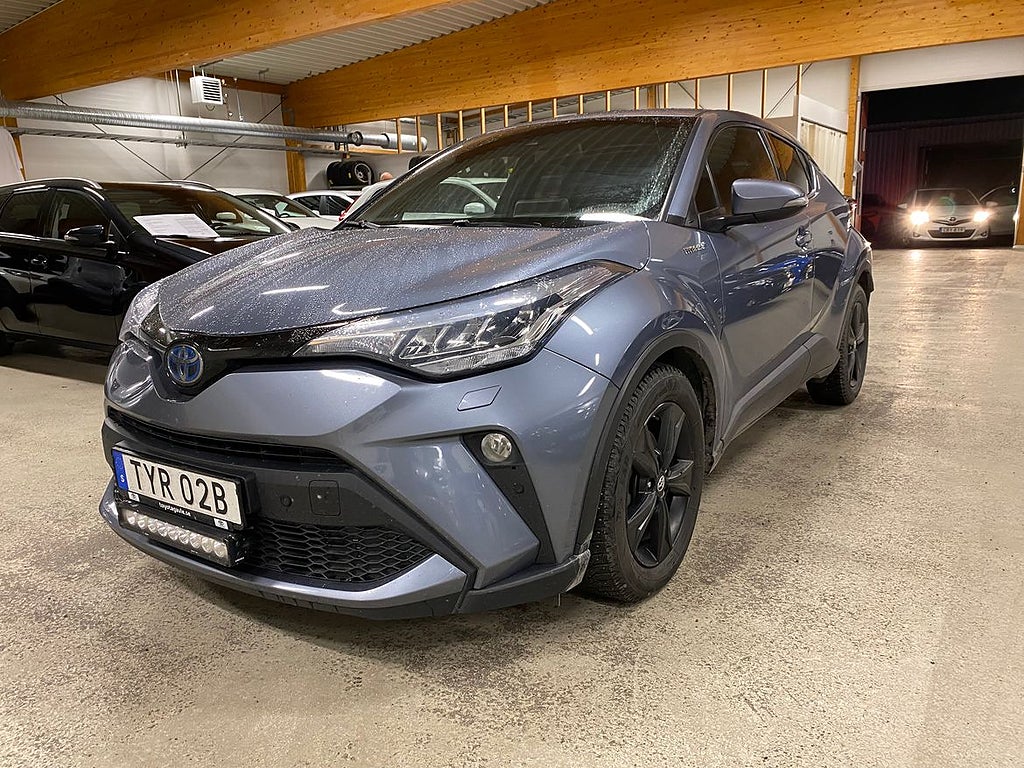 Toyota C-HR Hybrid 1,8 X-Edition Dragkrok, Ljusramp, Vinterhjul