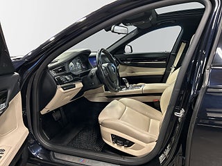 BMW 750 i xDrive Steptronic M Sport Välskött/Välutrustad/S&V-Däck
