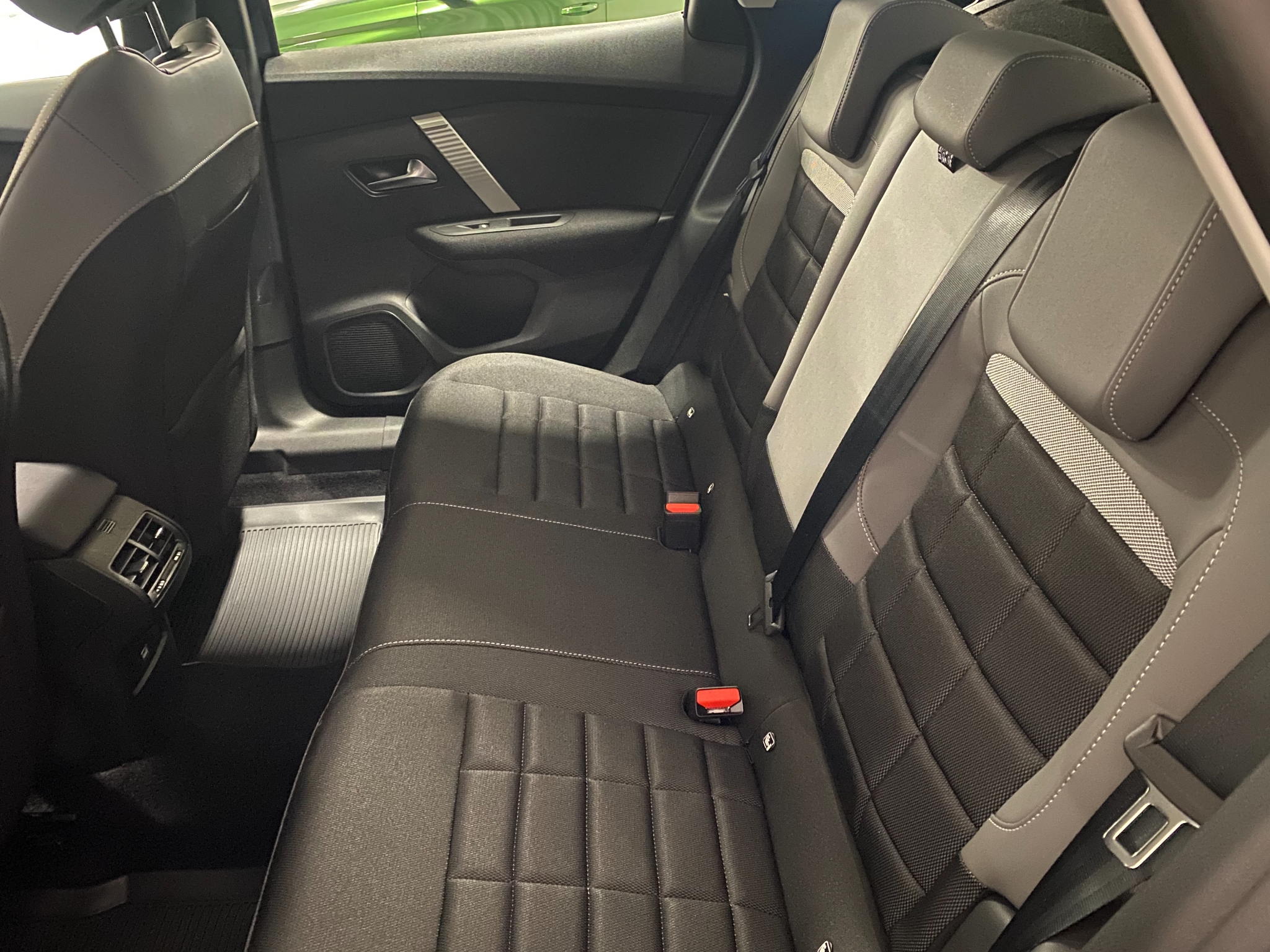 Citroen C4 FL Plus 130hk Automat 2025, bild 6/42
