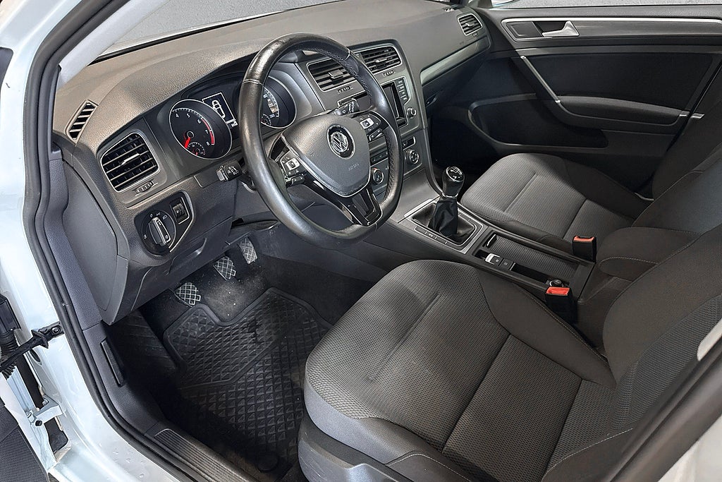 Volkswagen Golf 5-dörrar 1.2 TSI BMT Masters 3-Brukare 426 Årsskatt