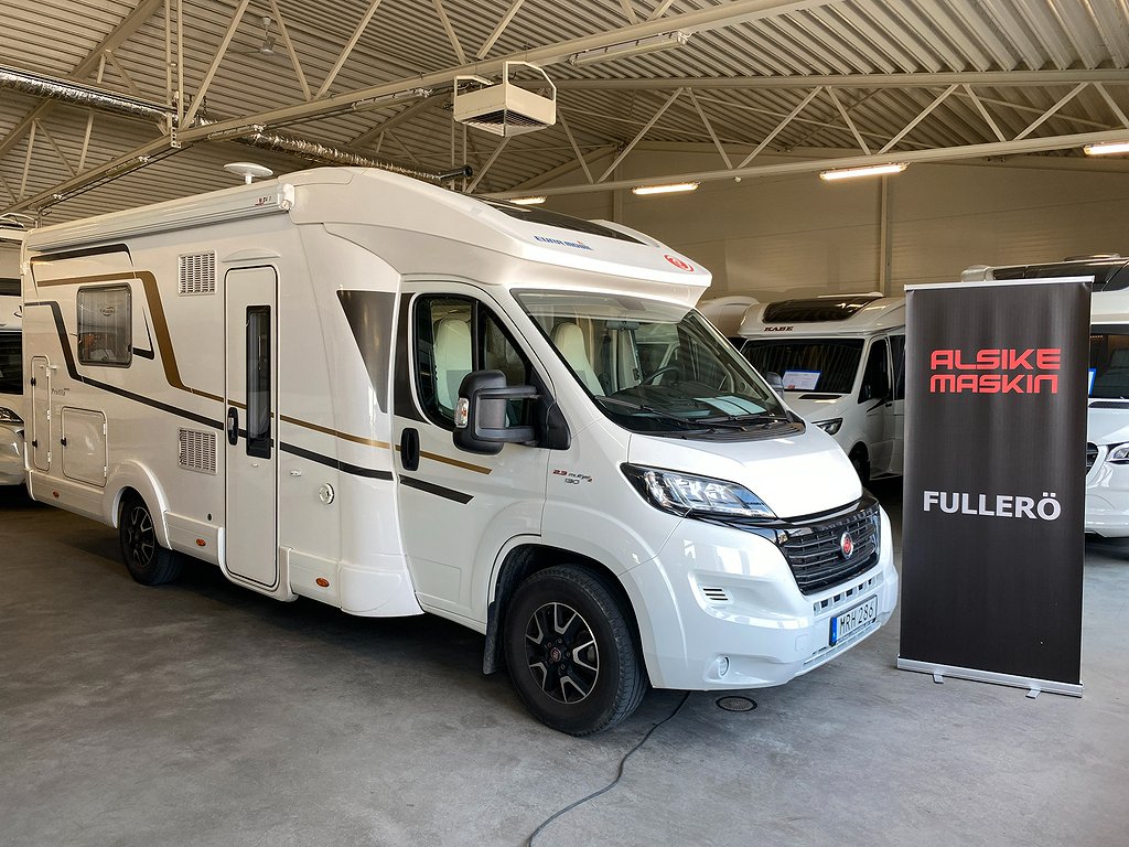 Profilia 730 EB - Eura Mobil Profilia 730 EB /ALDE/Solcell/L-bädd/Badrum bak