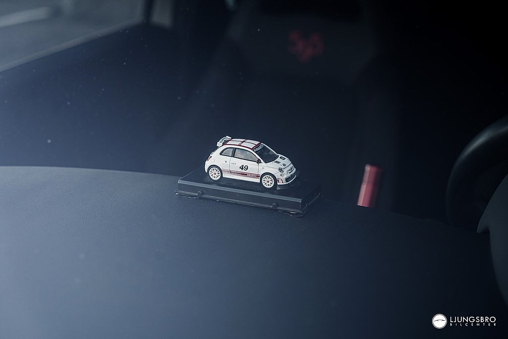 Abarth 595 1.4 Competizione 180hk / Sportavgas / SE SPEC