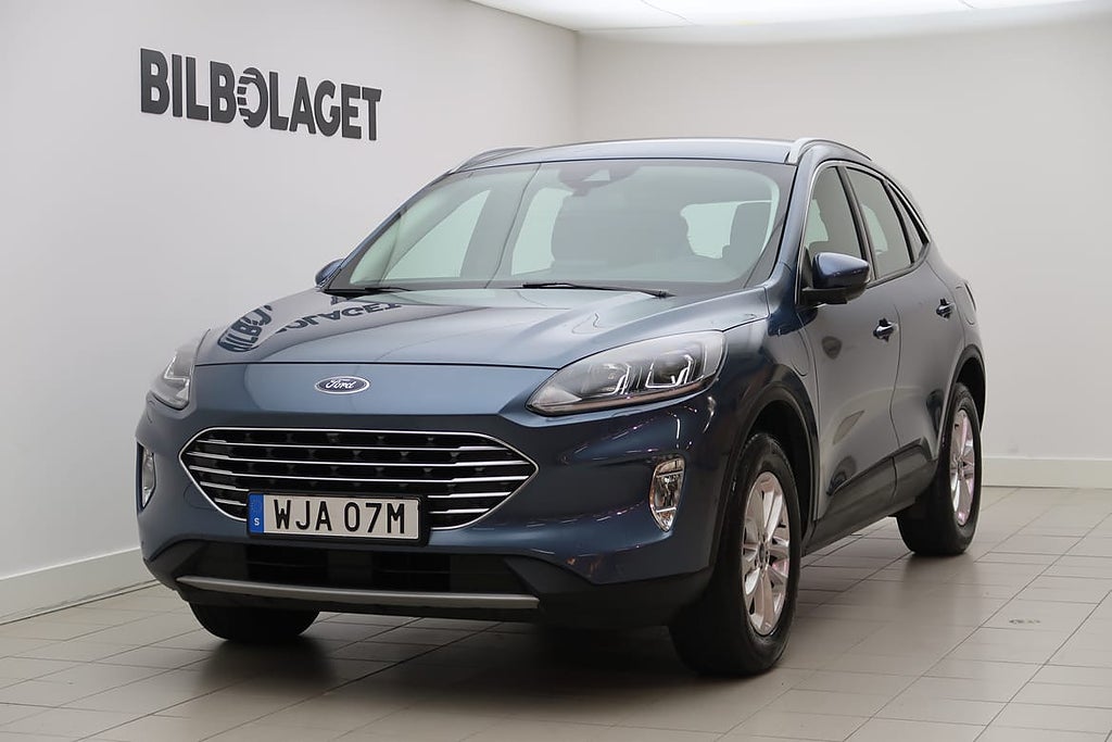 Ford Kuga Plug-In Hybrid E-CVT, 225hk / Drag / Kamera / Nav