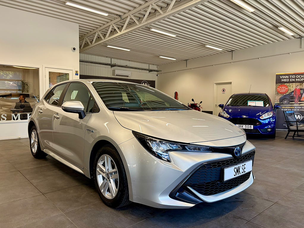 Toyota Corolla Hybrid e-CVT Active Euro 6 Backkamera Rattvärme