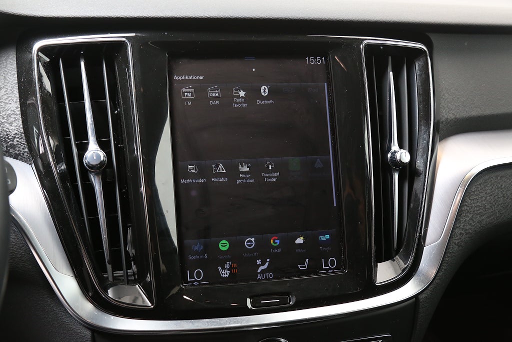 Volvo V60 B4 Diesel 197hk Momentum Aut Navi Kamera VOC Leasbar 2022