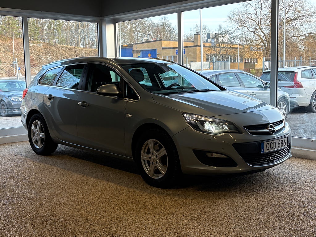 Opel Astra Sports Tourer 1.6 CDTI ecoFLEX Active  PDC 1 Ägare 