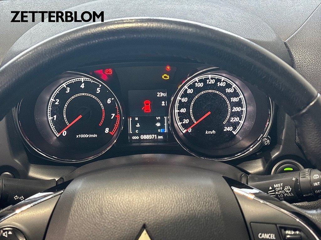SUV Mitsubishi ASX 11 av 15