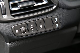 Halvkombi Hyundai i30 11 av 22