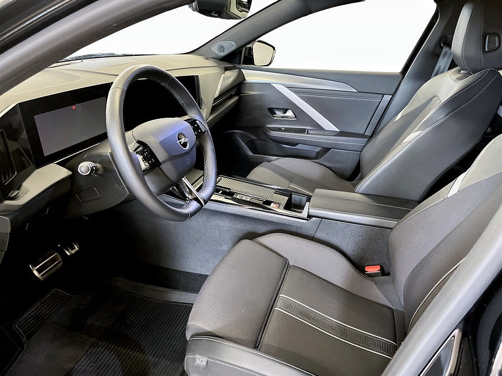 Bild på Opel Astra ST GS 1.2 PT 130hk Aut - BACKKAMERA, CARPLAY