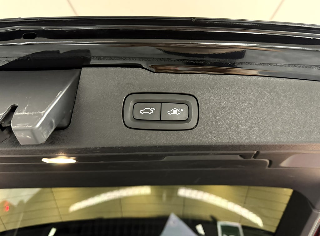 Volvo V60 T6 Twin Engine AWD Geartronic Momentum Advanced MOMS
