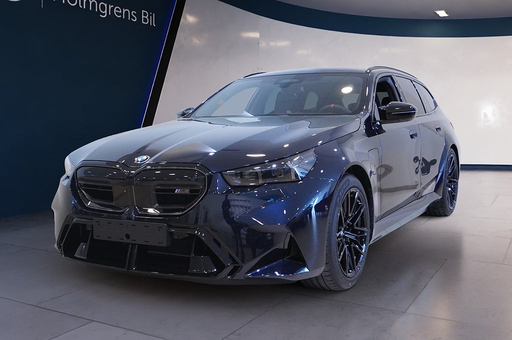 BMW M5 Touring Panoramaglas Drag DA Pro B W