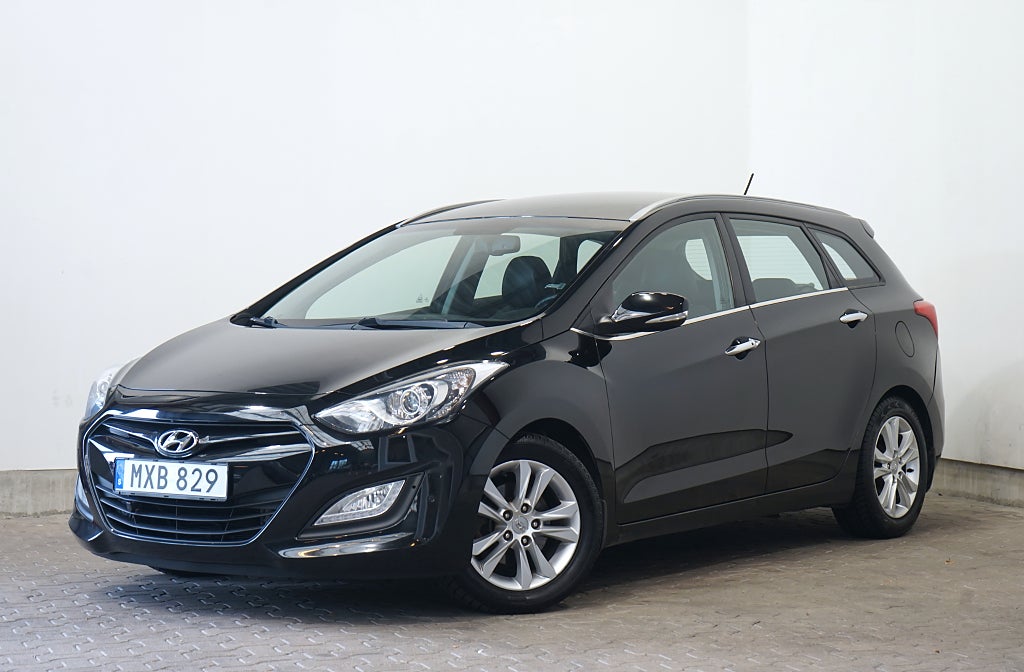 Hyundai i30 Kombi 1.6 CRDi Business B-kamera 110hk