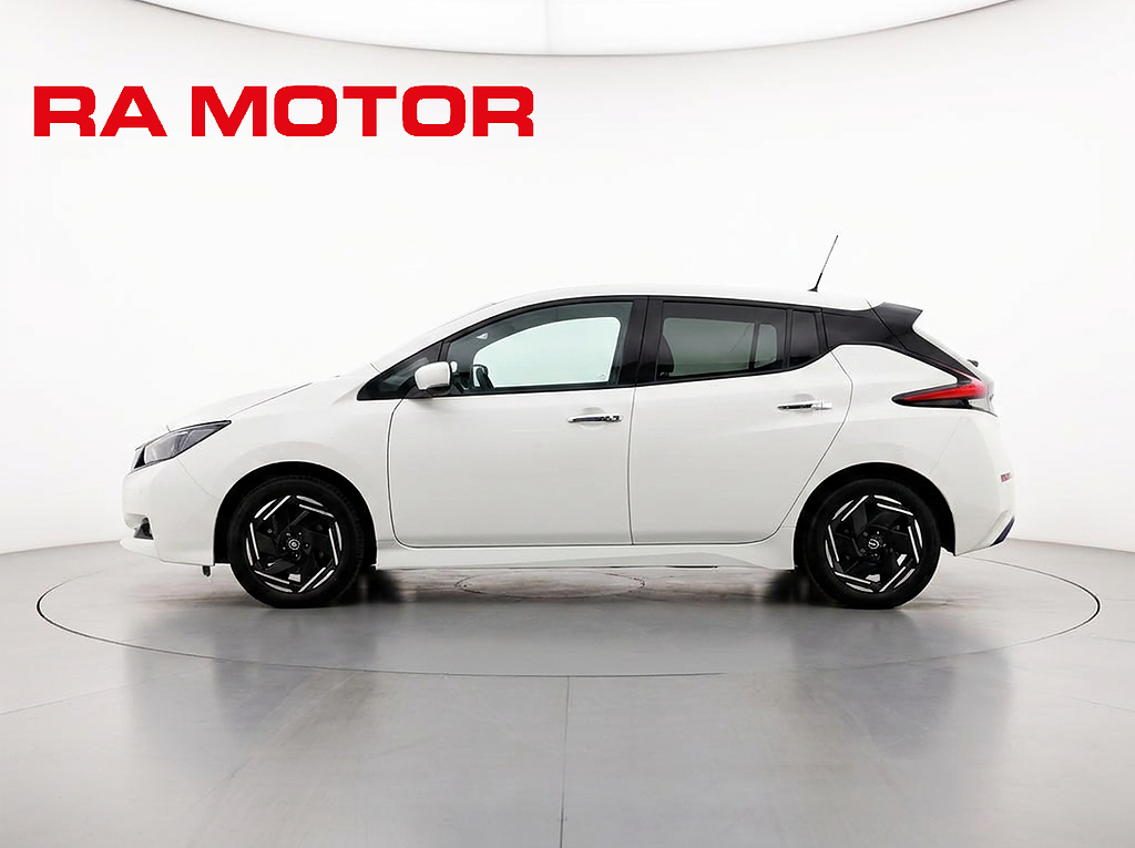 Nissan Leaf 40 kWh 150hk Acenta | Backkamera | Rattvärme | Moms 2022