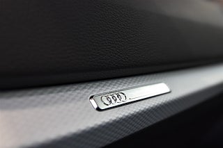 Kombi Audi Q2 12 av 17