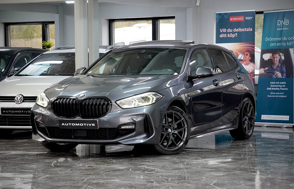 BMW 118I 136hk M Sport Pano Skinn Navi B-kamera 4,99 RÄNTA