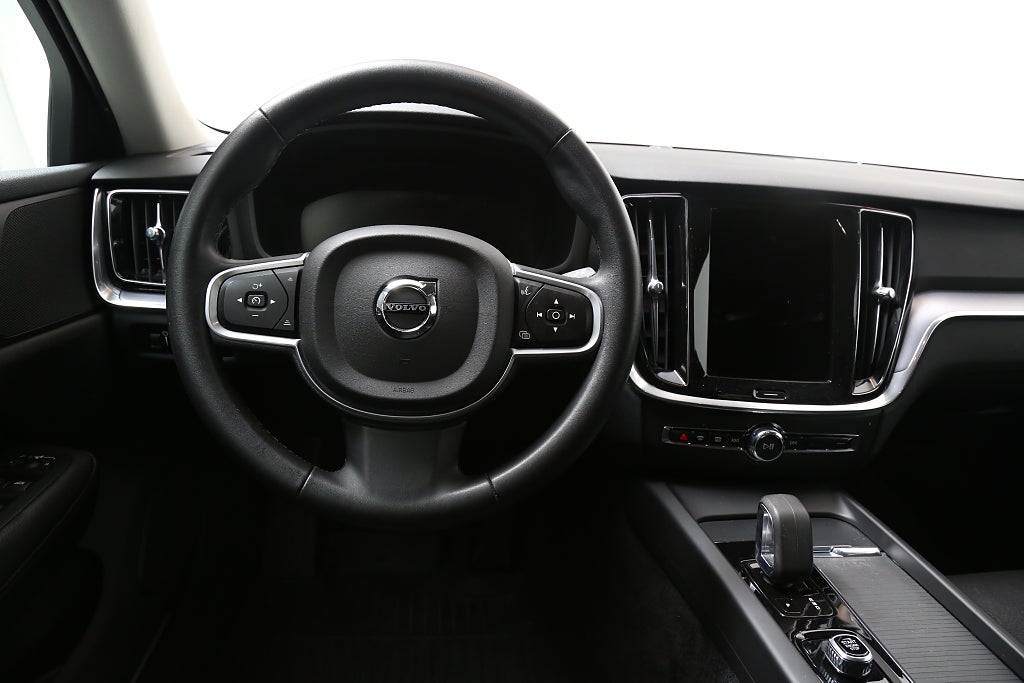 Volvo V60 B4 Diesel 197hk Momentum Adv Aut Kamera P-Värme Drag