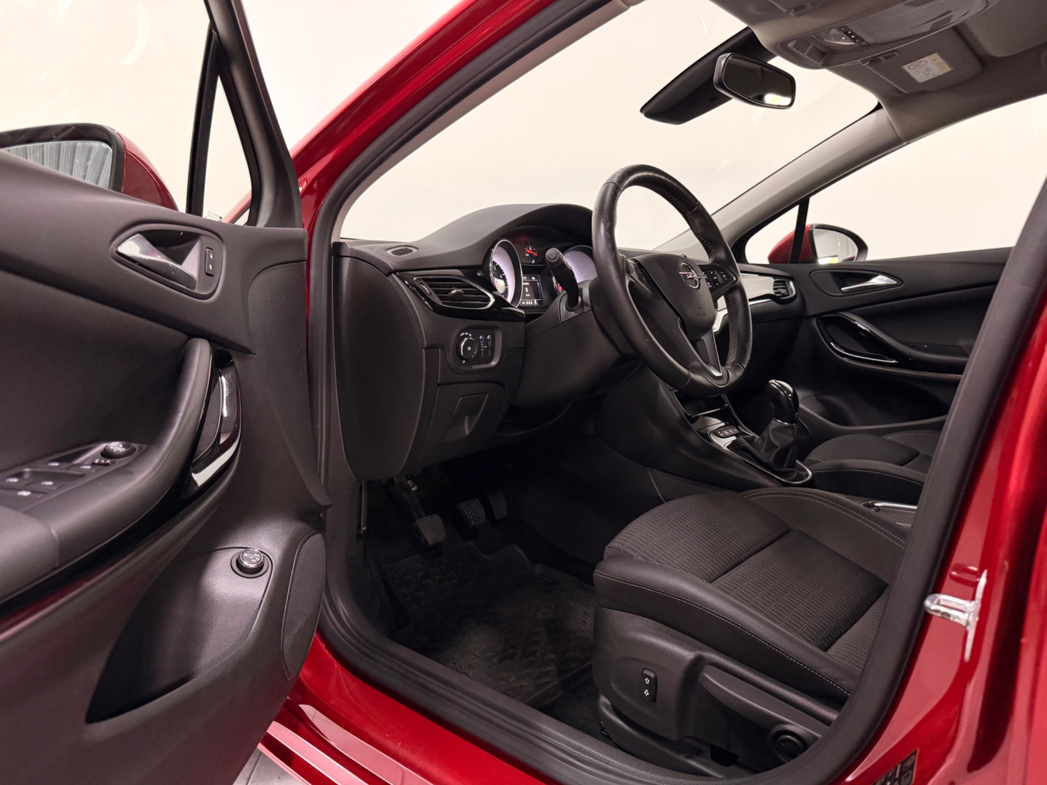 Opel Astra 2021, photo 7/56