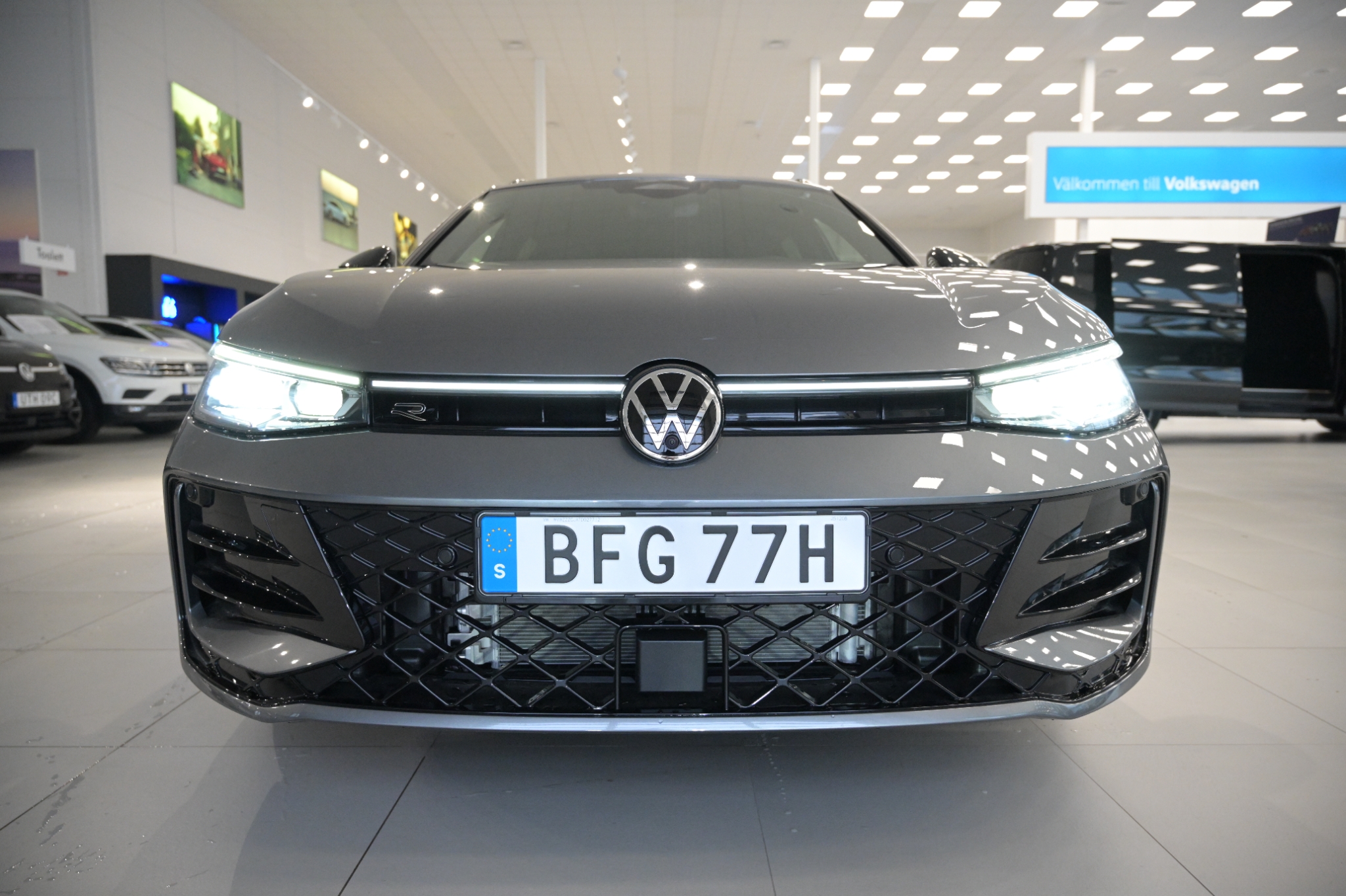 Volkswagen Passat 2026, photo 3/52
