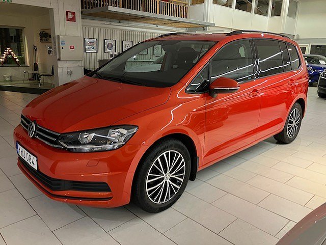 Volkswagen Touran 2.0 TDI DPF SCR Base 7-sits (Drag) Lågmil!