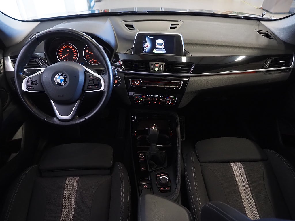 BMW X1 xDrive20d 190hk Steptronic Sport line PDC Motorvärmare 2016