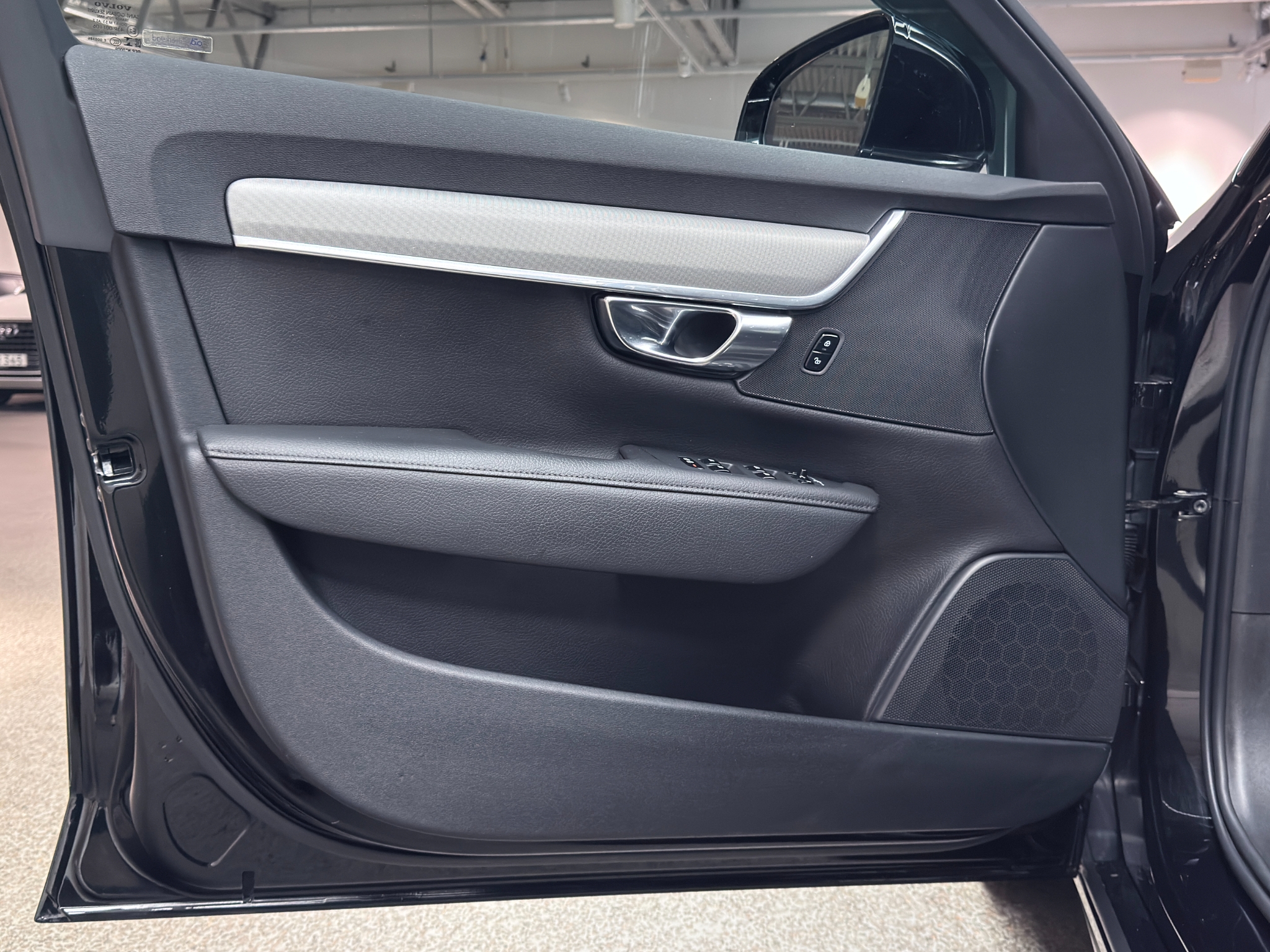 Volvo V90 B4 197hk Momentum | Dragkrok | Värmare | Facelift 2021 - miniatyr 27