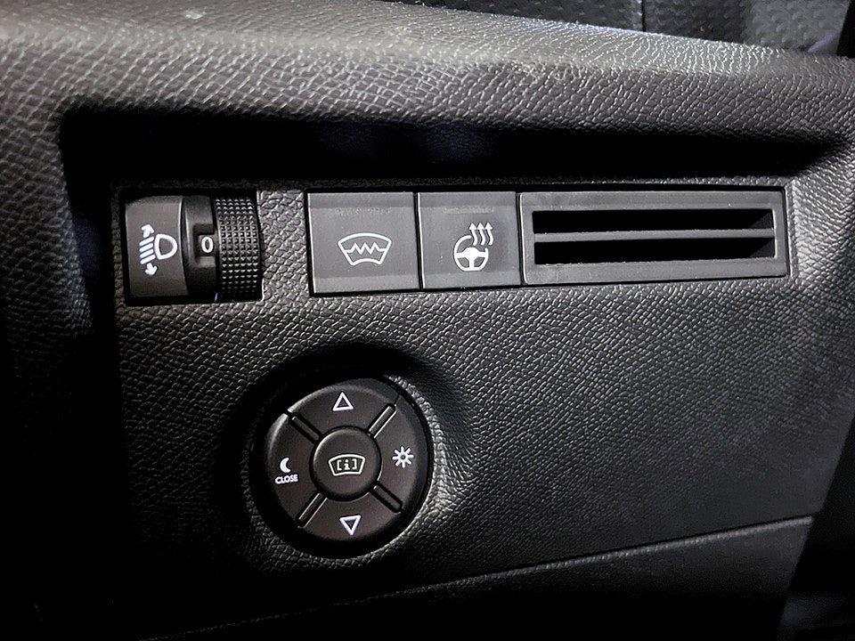 Bild på Citroën C4 Shine 1.2 PT 130hk Aut B-KAMERA RATTVÄRME