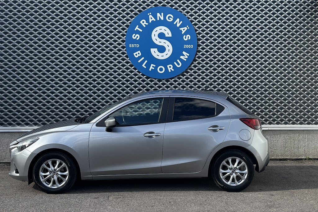 Mazda 2 5-dörrar 1.5 Vision. Navigationsskärm. Ränta 5.99%