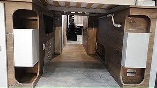 Husbil-halvintegrerad Robeta Adonis Mercedes AUT 11 av 12