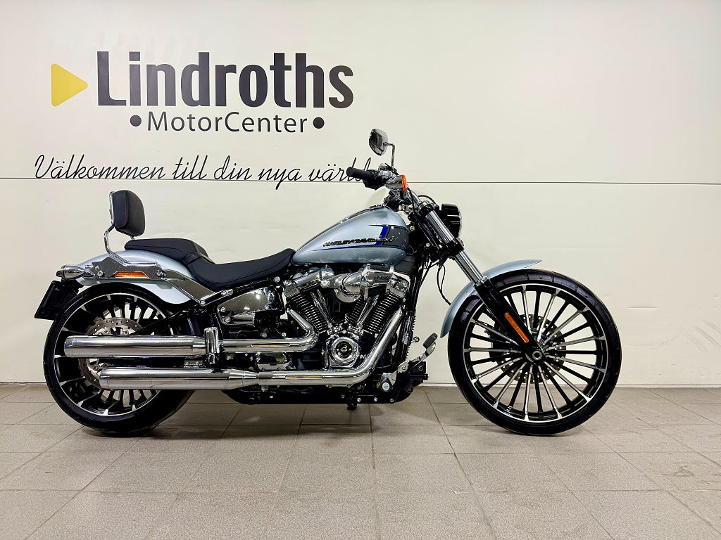 Harley-Davidson Breakout 117 " FRI FRAKT " 