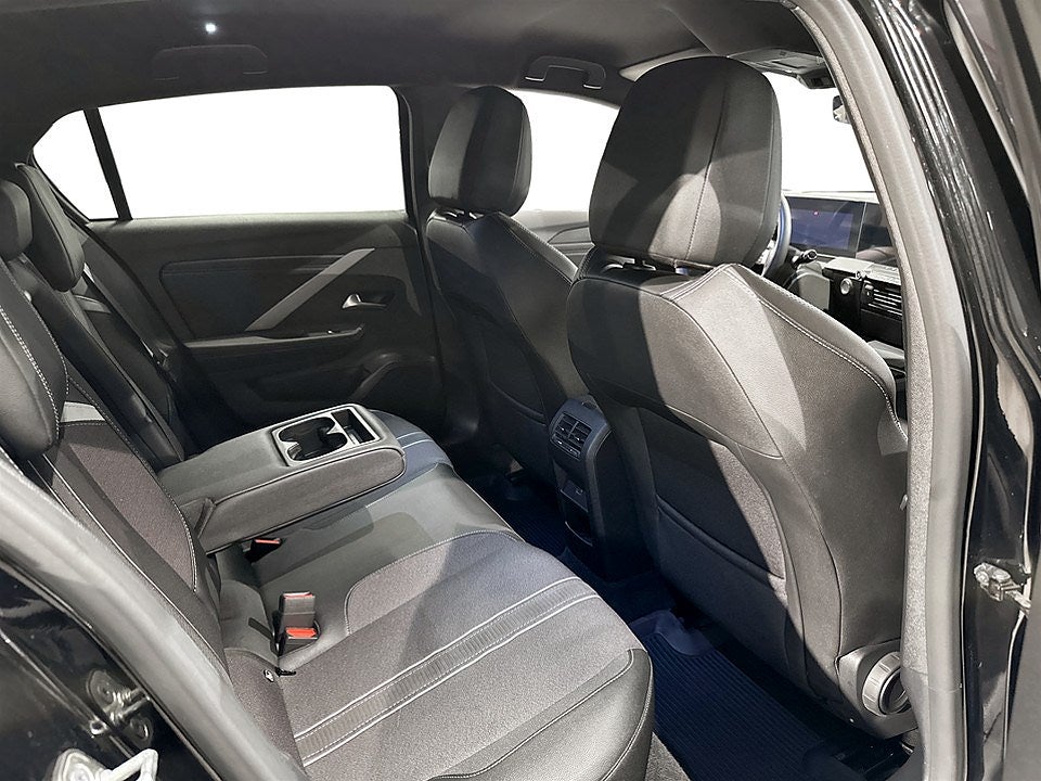 Bild på Opel Astra 5D GS 1.2 PT 1.2 130hk Aut - 360-KAMERA, CARPLAY