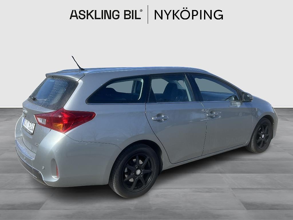 Toyota Auris 2013 - miniatyr 11