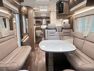 Husbil-integrerad Kabe TM IMPERIAL 910 T 13 av 38