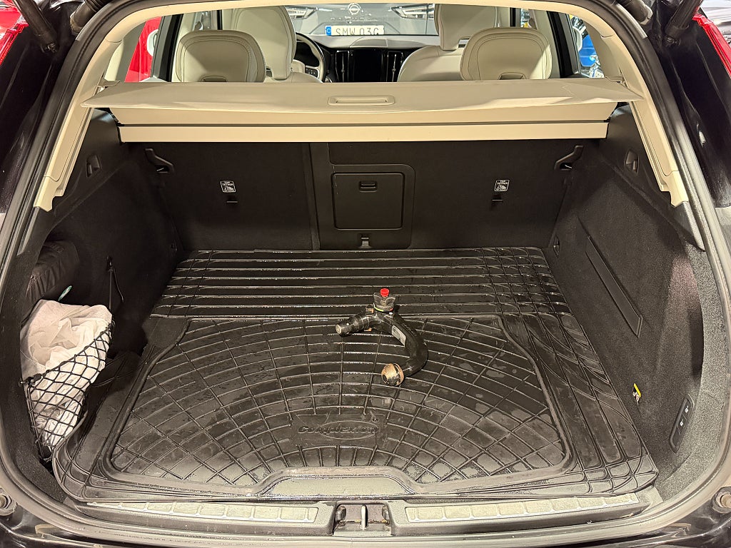 Volvo XC60 T5 | AWD | Momentum | Ny servad  | Värmare Voc 2019