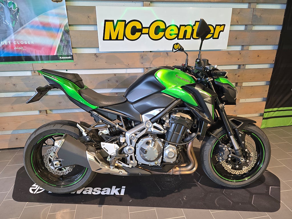 Kawasaki Z900 