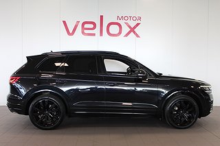 SUV Volkswagen Touareg 3 av 30