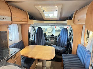 Husbil-halvintegrerad Bürstner SOLANO 710 15 av 30