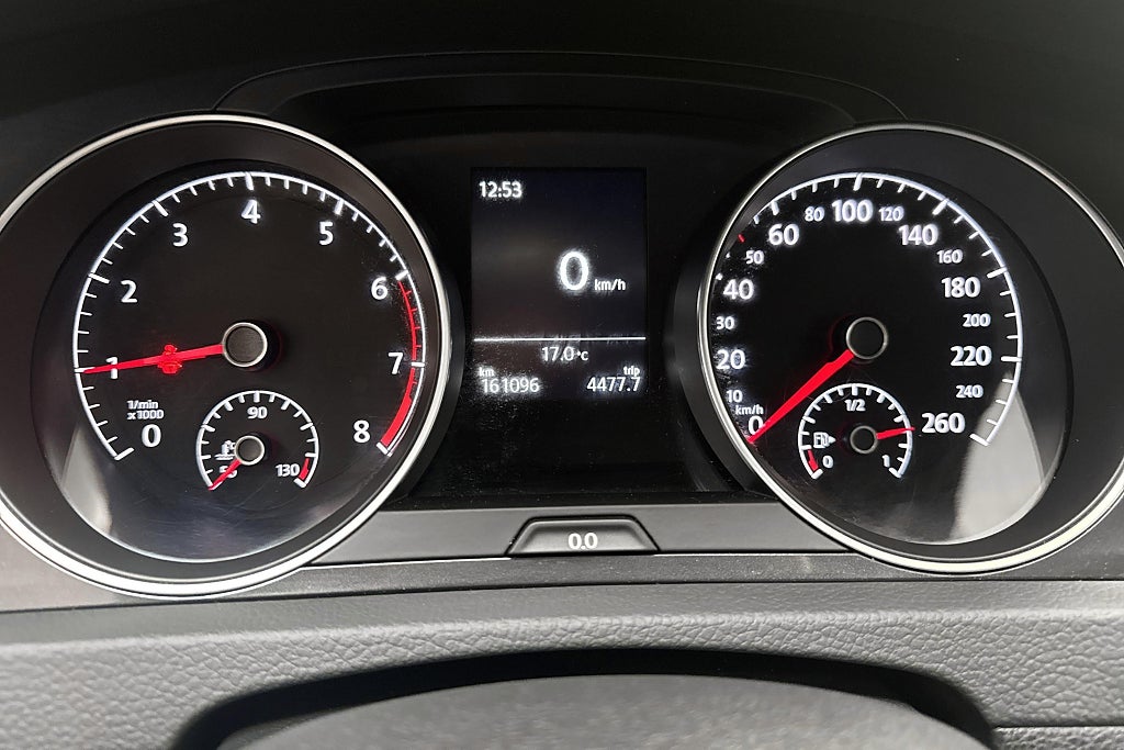 YWE429