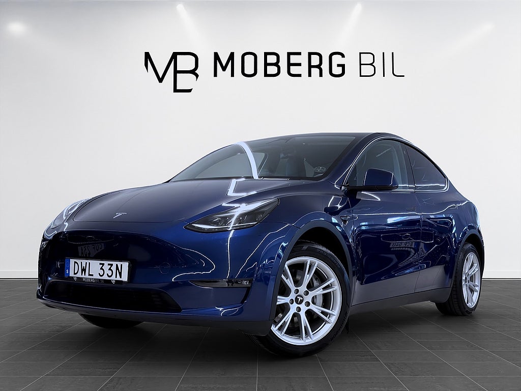 Tesla Model Y Long Range AWD 514hk Pano Läder Navi B-Kamera