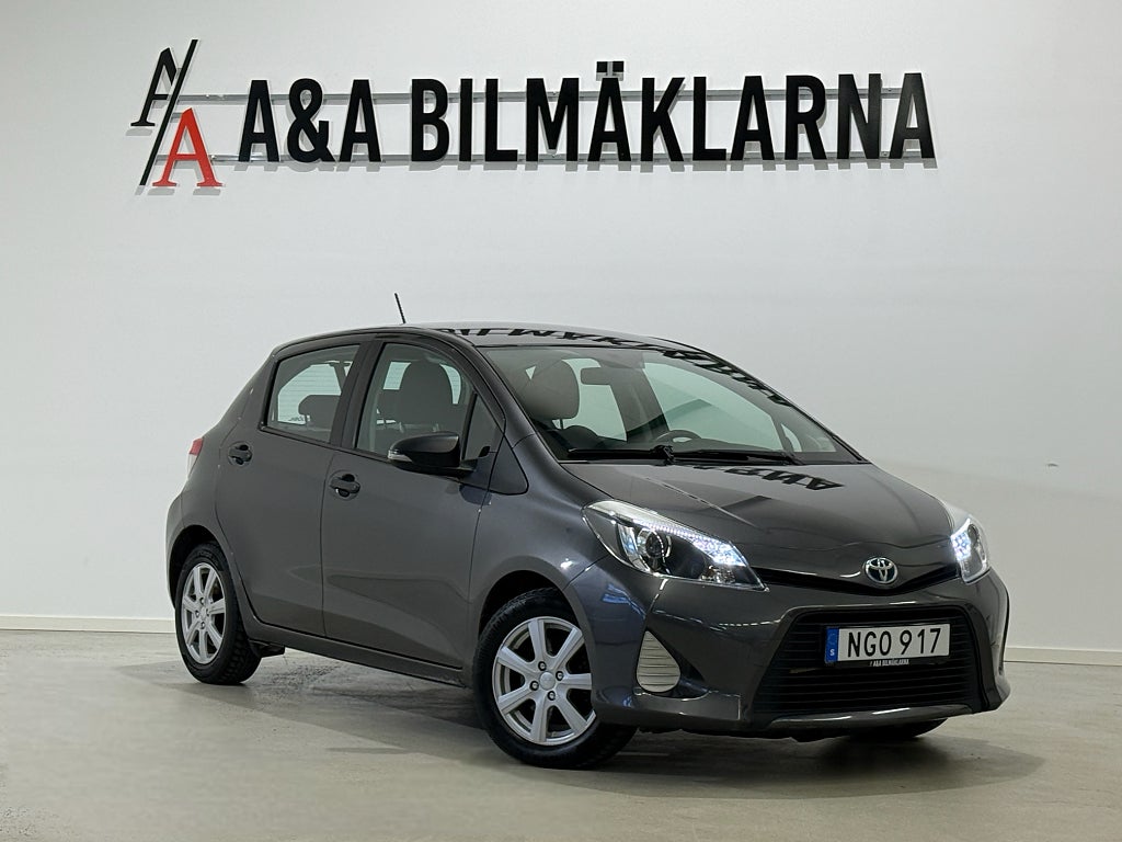 Toyota Yaris Hybrid e-CVT Life P-Sensorer Automat 101hk