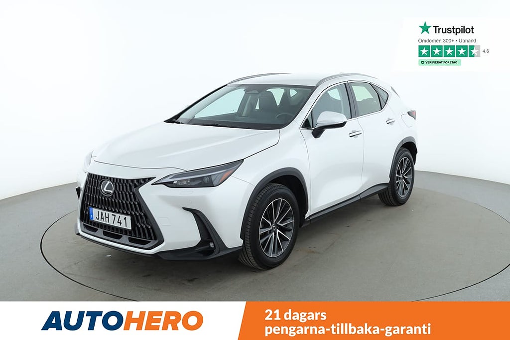Lexus NX 350h AWD Business / Rattvärme, Dragkrok, GPS