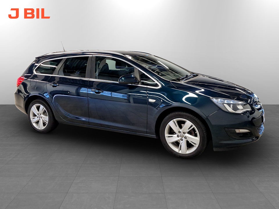 Opel Astra Sports Tourer 1.4 Turbo 140hk BACKSENSORER EN ÄGARE
