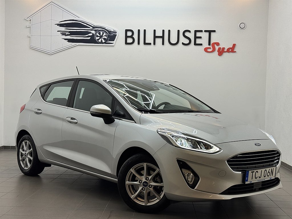 Ford Fiesta 1.0 EcoBoost 125hk Titanium Adaptiv F/Carplay/Rattvärme/Nyservad