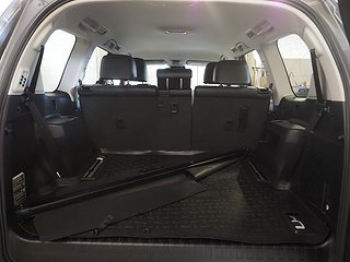 SUV Toyota Land Cruiser 27 av 28