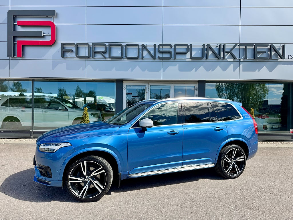 Volvo XC90 D5 AWD R-Design 7-sits Pano Hud Drag 235hk