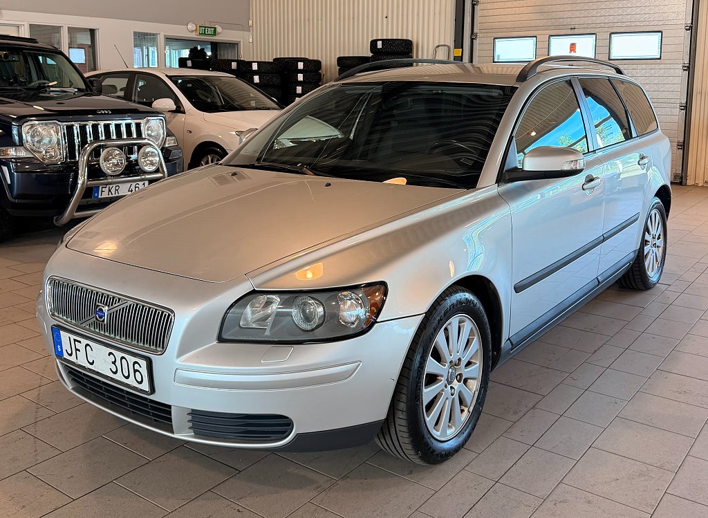 Volvo V50 2.0 D Kinetic Euro 3/NY SERVAD/NY BESIKTAD/SoV/GDS_def.
