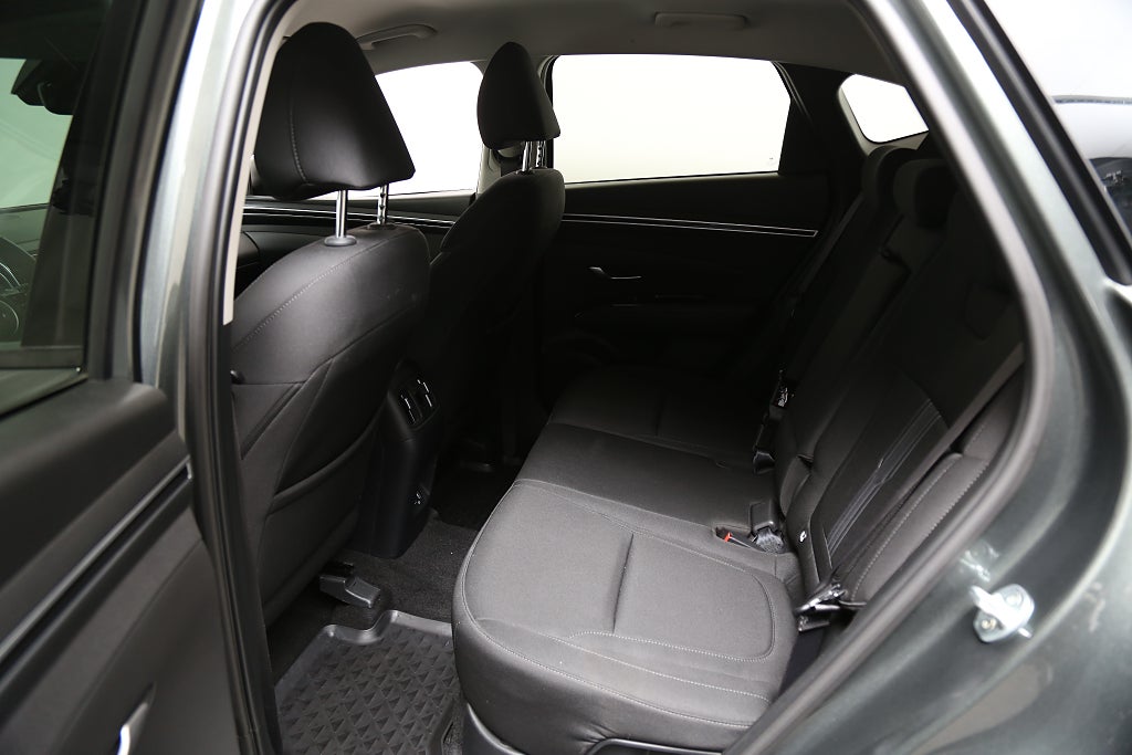 Hyundai Tucson 1,6T-GDi Hybrid 230hk 6AT 2WD Essential Motorvärmare 2021