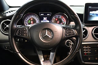 Sportkupé Mercedes-Benz CLA 12 av 20
