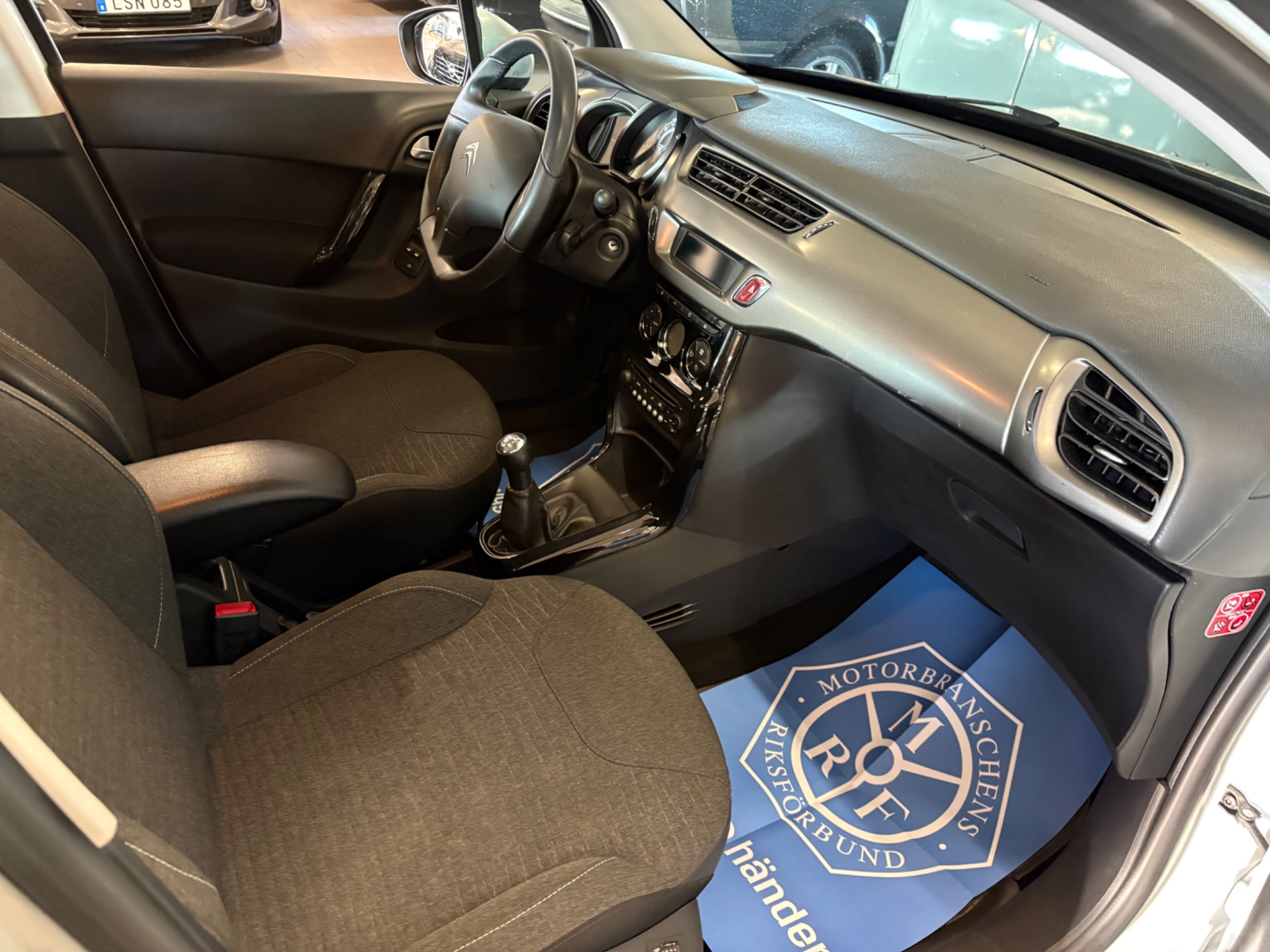 Citroen C3 1.2 PureTech VTi 2015, bild 6/35